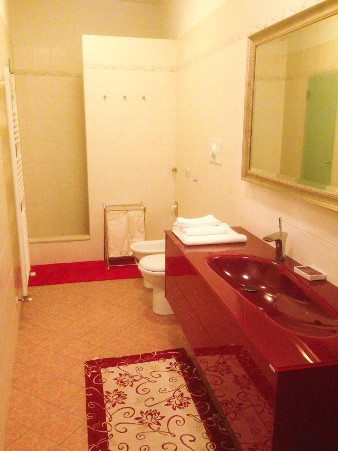 Апартаменты La Casa Di Amici Miei Кремона Экстерьер фото